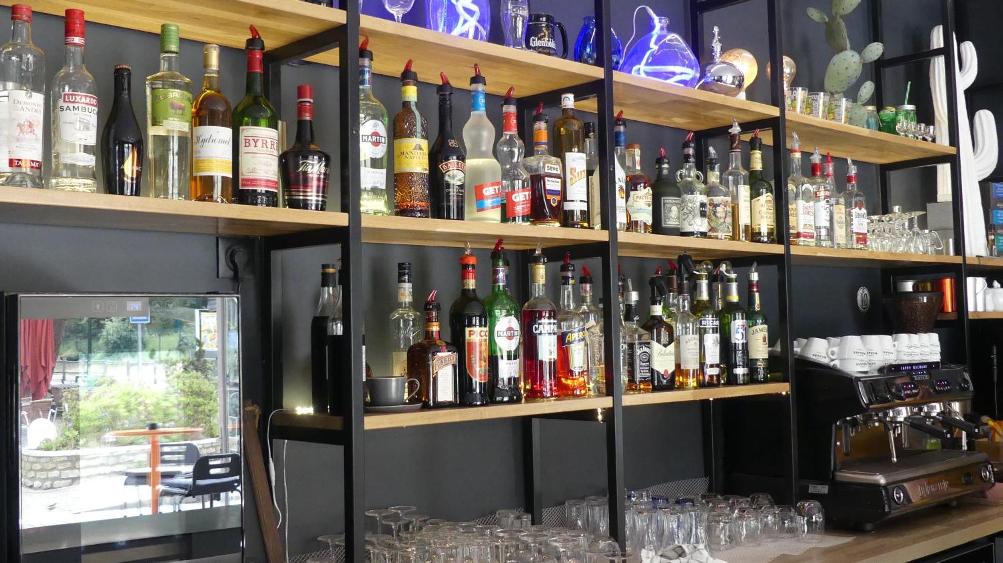 勒斯宾酒店 圣特罗让莱班 外观 照片